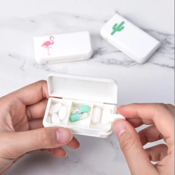 Creative Portable Three-compartment Small Pill Box Mini Pill Box Travel Medicine Dispensing Pill Box 2